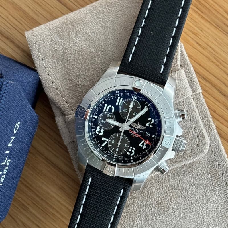 Breitling Avenger Chronograph GMT 45 A24315101B1X2, фото 1