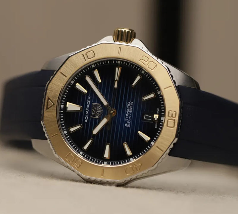 TAG HEUER AQUARACER PROFESSIONAL 200