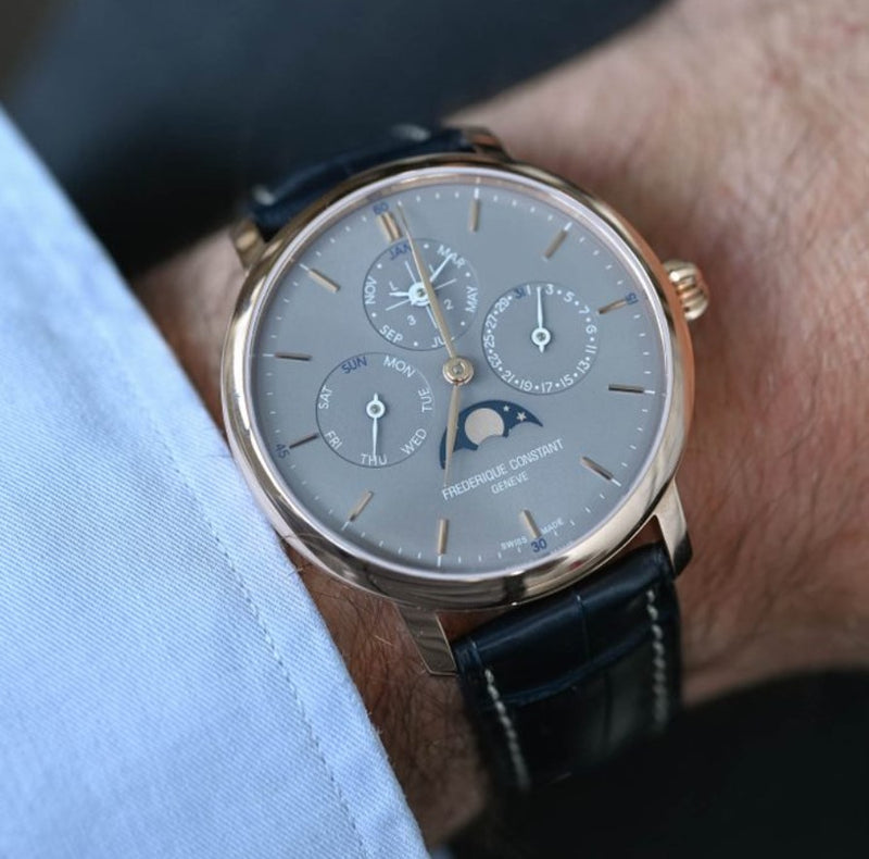Calendario perpetuo sottile di manifattura Frédérique Constant