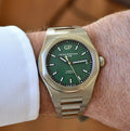 Girard Perregaux Laureato 42 mm Green