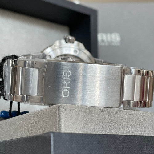 Oris Aquis Date Calibre
