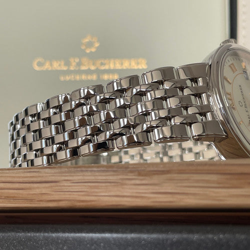 Carl F. Bucherer Adamavi ref. 00.10314.08.15.22 — stahl Automatic watch