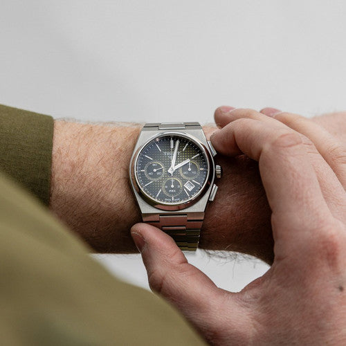 Tissot PRX Automatic Chronograph 42 mm ref. T137.427.11.091.00 — stahl Automatic watch