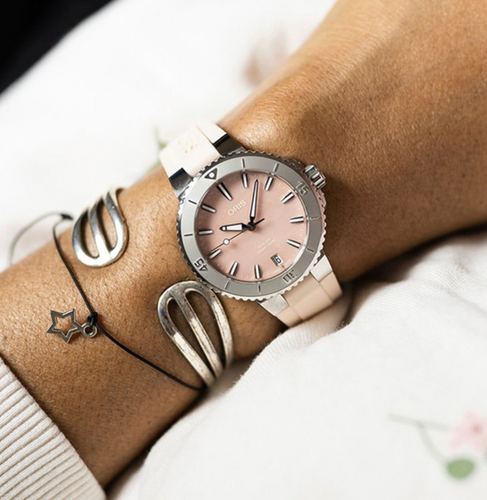 Oris Aquis Date Blush Pink 36.5mm