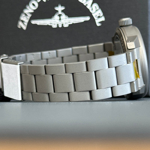 Zeno Watch Classic Titanium Pilot Winder 24 hours - Limited Edition