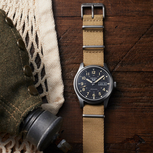 Seiko 5 Sports Automatik Day-Date Nato Beige