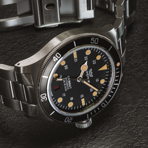 Glycine GL0402 Combat Sub 39 — stahl Automatic watch