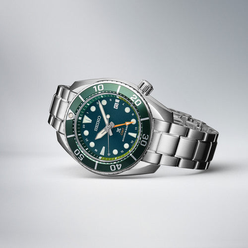 Seiko Prospex Solar GMT Diver's Sumo